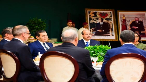 الملك محمد السادس يقيم مأدبة عشاء على شرف المدعوين والمشاركين في الملتقى الدولي للفلاحة