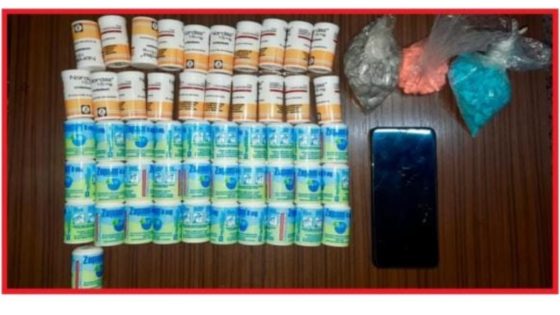 أمن مكناس يوقف عشريني متورط في حيازة و ترويج المخدرات.. بتنسيق وطيد مع عناصر الديستي