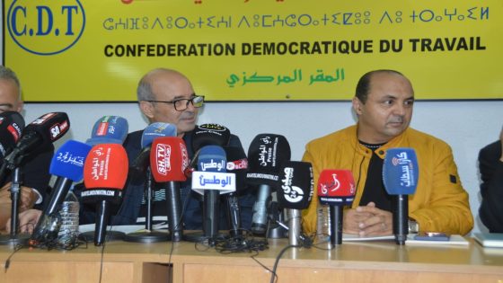 بيـــان المجلس الوطني للنقابة الوطنية للإعلام والصحافة وبتنسيق مع الكونفدرالية المغربية لناشري الصحف والإعلام الإكتروني يقرران تنظيم وقفة احتجاجية أمام كل من المجلس الوطني للصحافة ووزارة الشباب  والثقافة و الإتصال