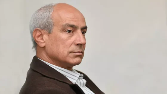 فؤاد عبد المومني يتوعد المغاربة في تدوينة ثورية