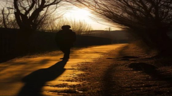 من كتب ليُرضي الناس، أتعبوه